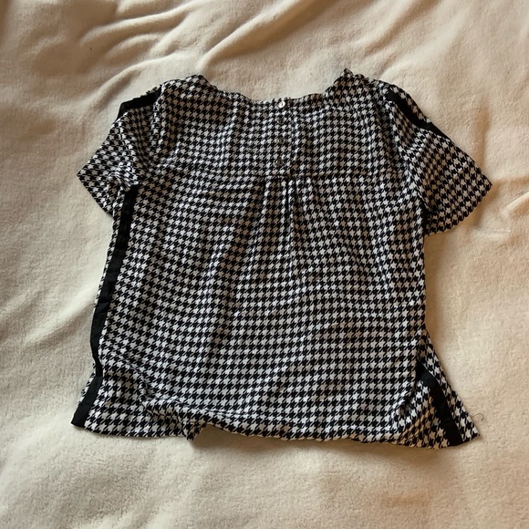 🔆Moving Sale 20% Off 🔆Herringbone Tee - Picture 5 of 5